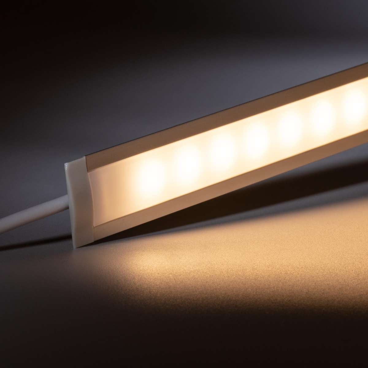 24V Aluminium Einbau LED Leiste schmal – Farbtemperatur | leds24.com